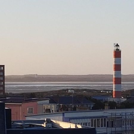 Berck: Front De Mer Avec Vue Sur La Plage Eksteriør billede