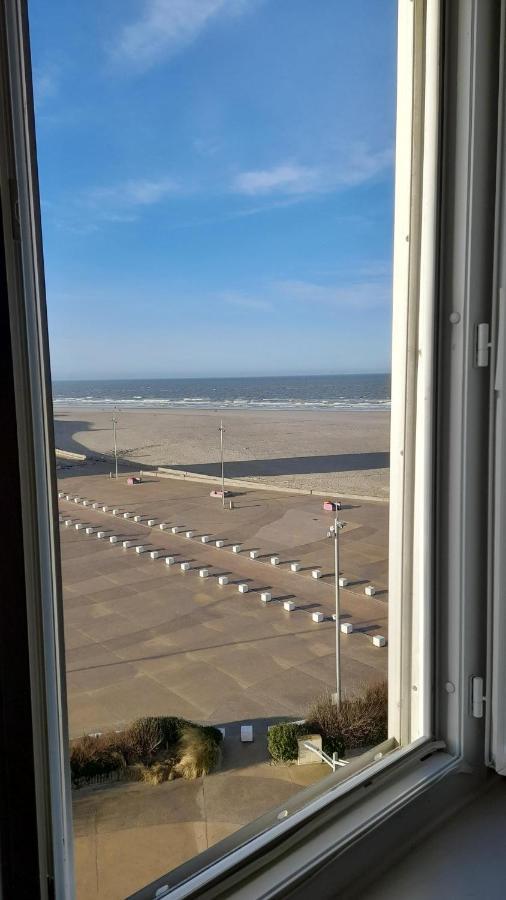 Berck: Front De Mer Avec Vue Sur La Plage Eksteriør billede